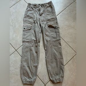 Garage tan cargo pants in size XS